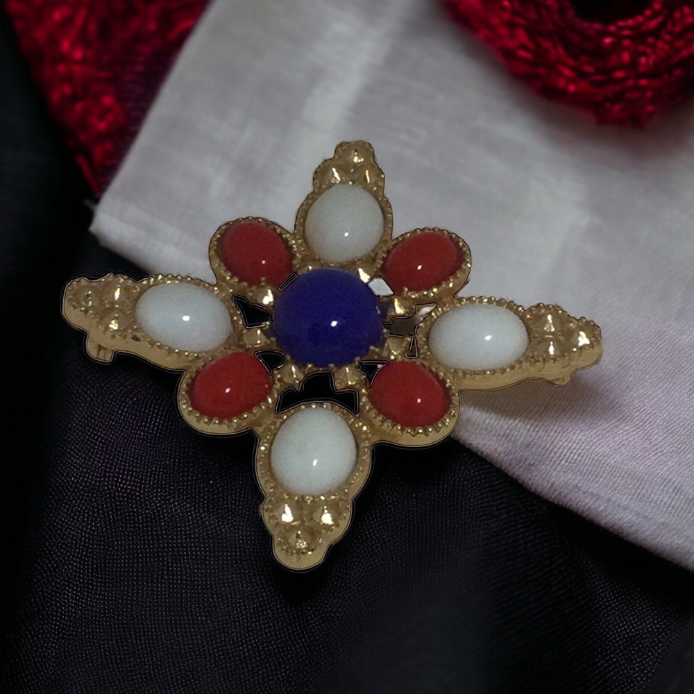 VTG Sarah Coventry Red White & Blue Cabochon Star Brooch